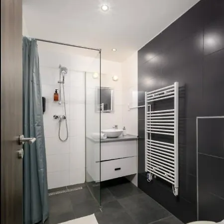 Cosy In Heart Of The -prime Location Budapest