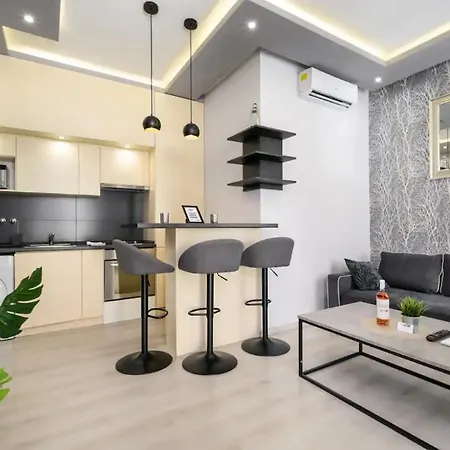 Cosy In Heart Of The -prime Location Apartment *