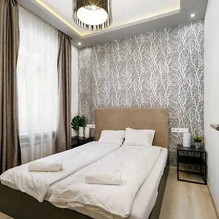 Apartment Cosy In Heart Of The -prime Location